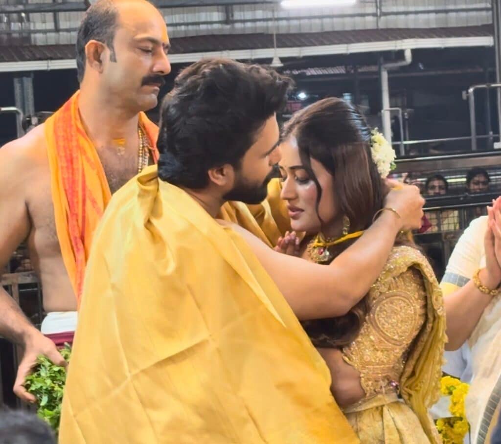 Anumol rs karthu wedding 8